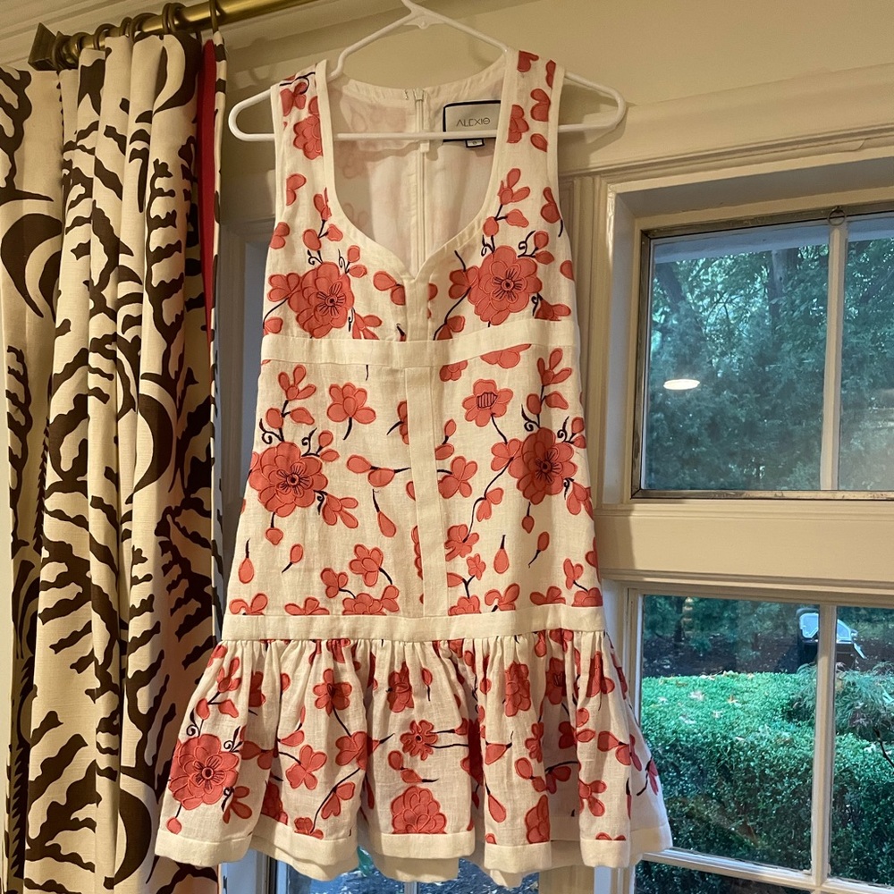 Alexis dress
